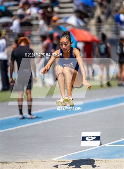 Thumbnail 3 in CIF Southern Section Division 1 Prelims photogallery.