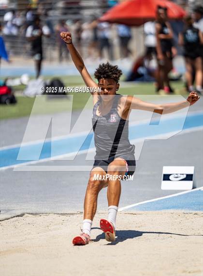 Thumbnail 2 in CIF Southern Section Division 1 Prelims photogallery.