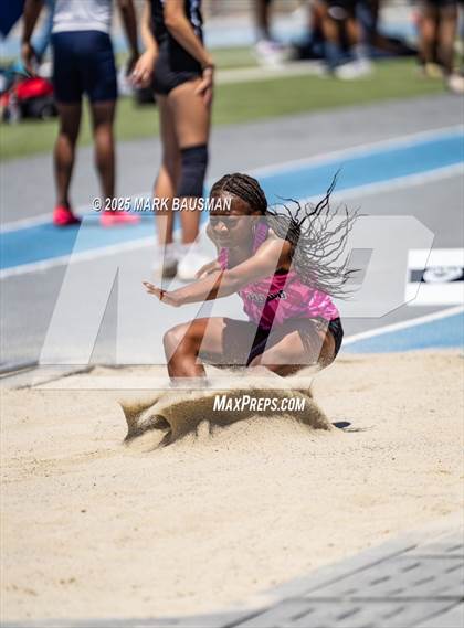 Thumbnail 1 in CIF Southern Section Division 1 Prelims photogallery.