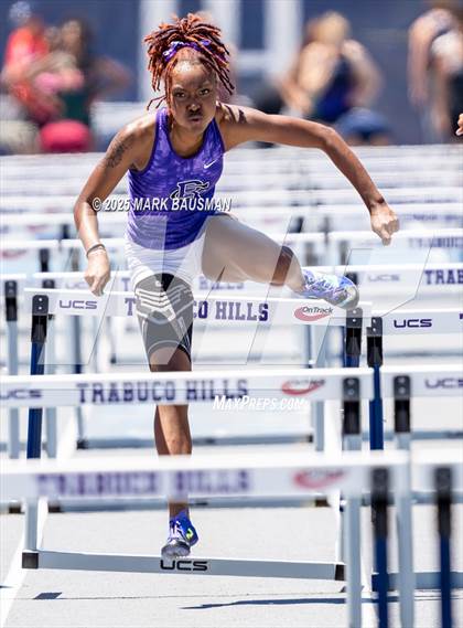 Thumbnail 2 in CIF Southern Section Division 1 Prelims photogallery.
