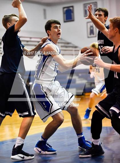 Thumbnail 1 in Calvary Christian @ Jesuit photogallery.