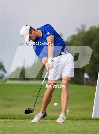 Thumbnail 1 in UIL 4A Golf Finals photogallery.