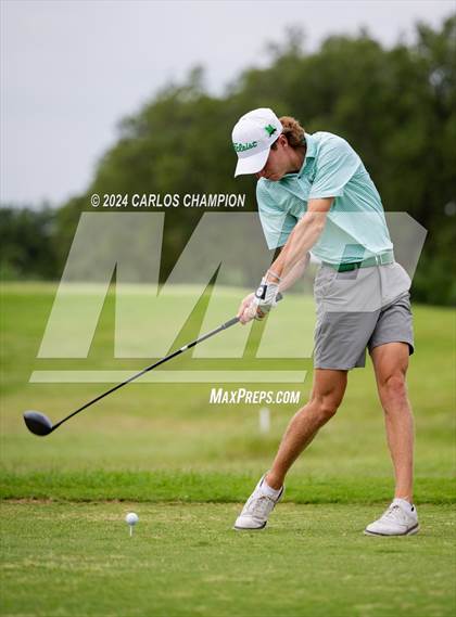 Thumbnail 2 in UIL 4A Golf Finals photogallery.