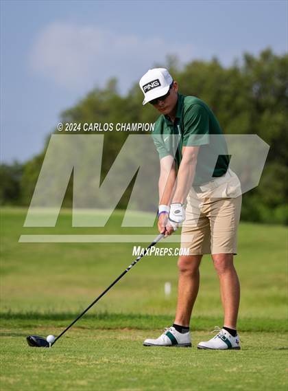Thumbnail 2 in UIL 4A Golf Finals photogallery.