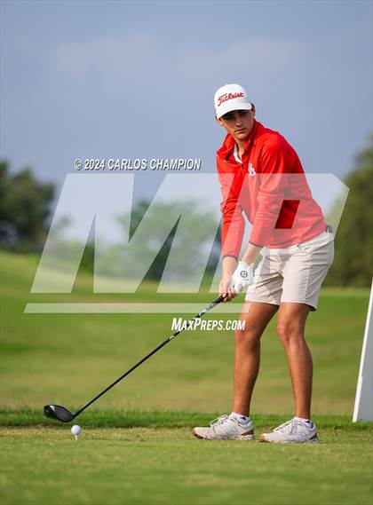 Thumbnail 2 in UIL 4A Golf Finals photogallery.