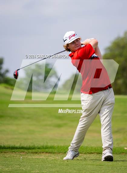 Thumbnail 2 in UIL 4A Golf Finals photogallery.