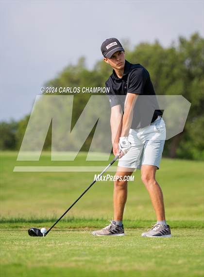 Thumbnail 2 in UIL 4A Golf Finals photogallery.