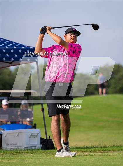 Thumbnail 3 in UIL 4A Golf Finals photogallery.