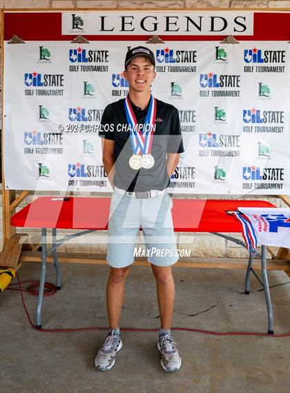 Thumbnail 2 in UIL 4A Golf Finals photogallery.