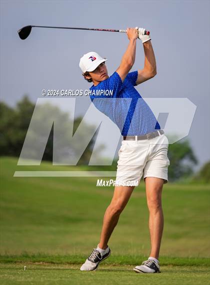Thumbnail 3 in UIL 4A Golf Finals photogallery.