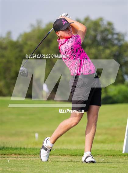Thumbnail 1 in UIL 4A Golf Finals photogallery.