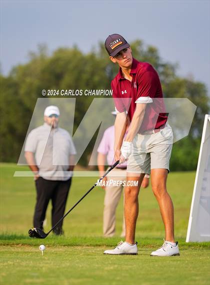 Thumbnail 2 in UIL 4A Golf Finals photogallery.