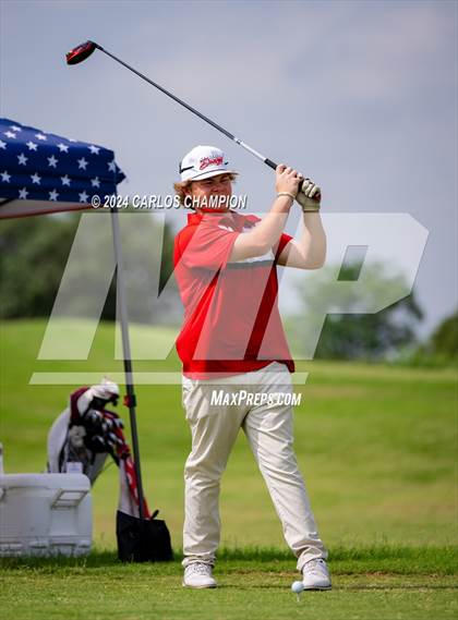 Thumbnail 1 in UIL 4A Golf Finals photogallery.