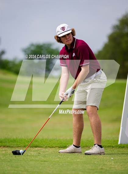 Thumbnail 2 in UIL 4A Golf Finals photogallery.