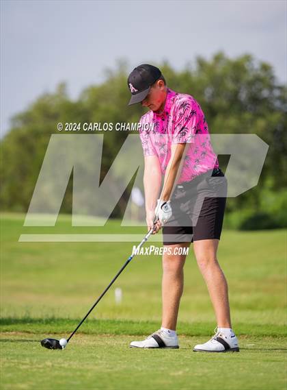 Thumbnail 1 in UIL 4A Golf Finals photogallery.