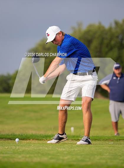 Thumbnail 3 in UIL 4A Golf Finals photogallery.