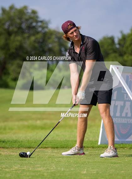 Thumbnail 2 in UIL 4A Golf Finals photogallery.