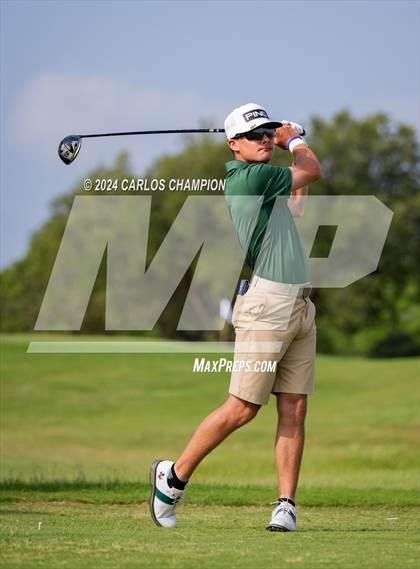 Thumbnail 1 in UIL 4A Golf Finals photogallery.