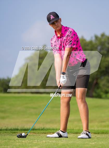Thumbnail 3 in UIL 4A Golf Finals photogallery.