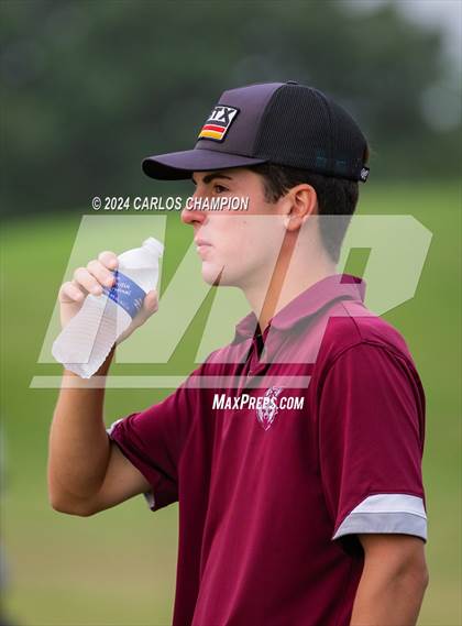 Thumbnail 2 in UIL 4A Golf Finals photogallery.