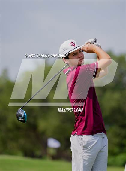 Thumbnail 1 in UIL 4A Golf Finals photogallery.