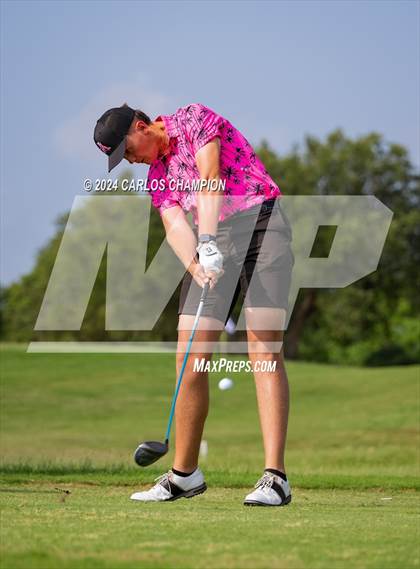 Thumbnail 1 in UIL 4A Golf Finals photogallery.