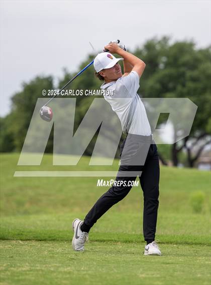 Thumbnail 2 in UIL 4A Golf Finals photogallery.