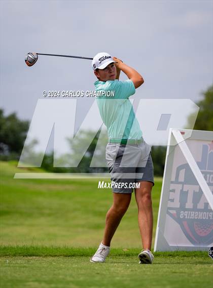 Thumbnail 1 in UIL 4A Golf Finals photogallery.