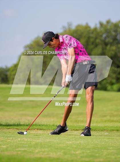 Thumbnail 2 in UIL 4A Golf Finals photogallery.