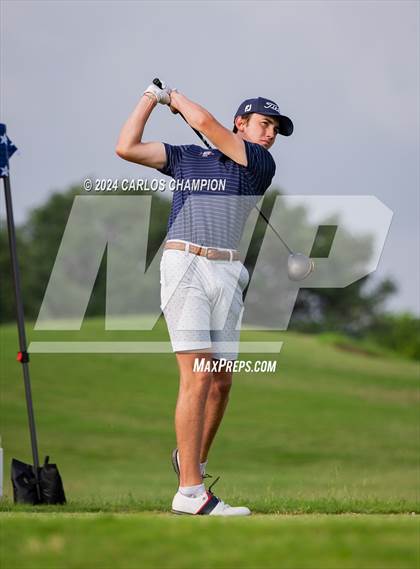 Thumbnail 2 in UIL 4A Golf Finals photogallery.