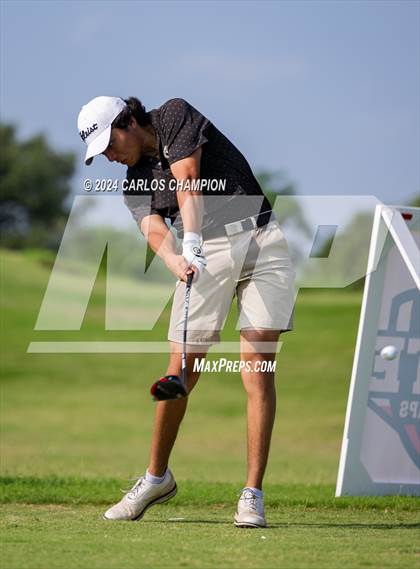 Thumbnail 2 in UIL 4A Golf Finals photogallery.