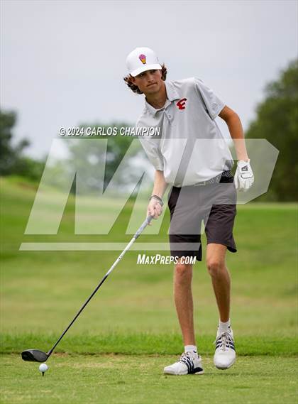 Thumbnail 1 in UIL 4A Golf Finals photogallery.