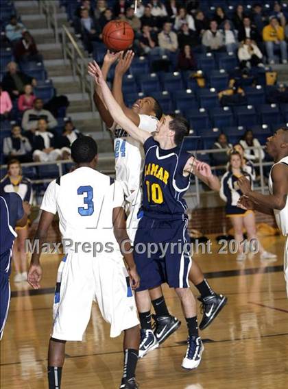 Thumbnail 3 in Lamar @ Summit photogallery.