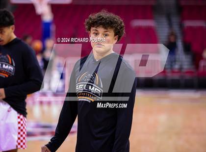 Thumbnail 2 in Selma vs. Clovis photogallery.