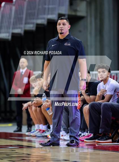 Thumbnail 2 in Selma vs. Clovis photogallery.