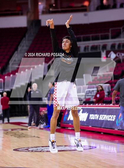Thumbnail 3 in Selma vs. Clovis photogallery.
