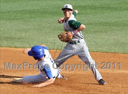 Thumbnail 3 in Bacon Academy @ New London (ECC Quaterfinal) photogallery.