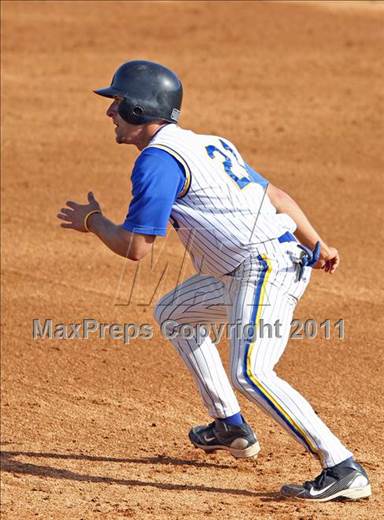 null - Photo 01