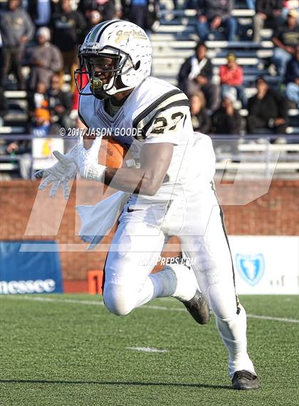 Thumbnail 2 in Greeneville vs. Springfield (TSSAA Division I Class 4A Final) photogallery.