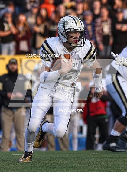 Thumbnail 3 in Greeneville vs. Springfield (TSSAA Division I Class 4A Final) photogallery.