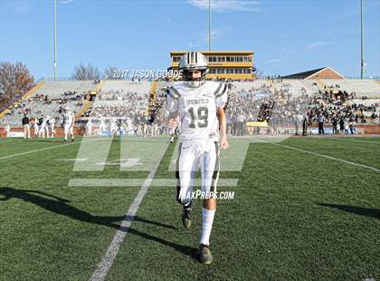 Thumbnail 2 in Greeneville vs. Springfield (TSSAA Division I Class 4A Final) photogallery.