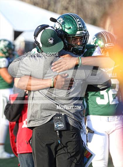 Thumbnail 3 in Greeneville vs. Springfield (TSSAA Division I Class 4A Final) photogallery.