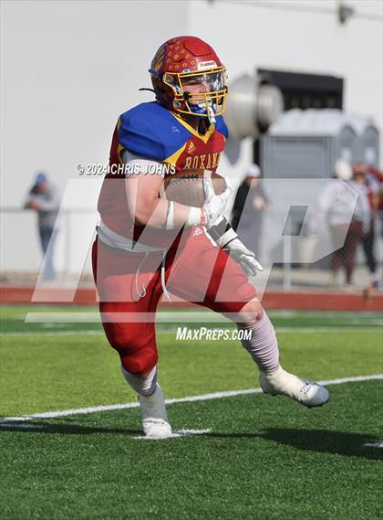 Thumbnail 2 in Tolono Unity @ Roxana (IHSA 3A first round) photogallery.