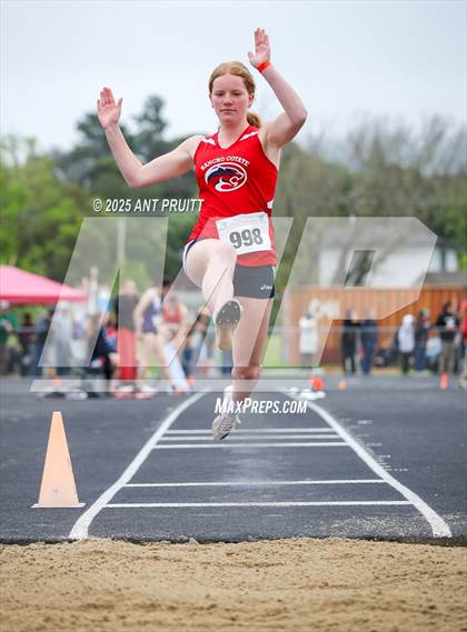 Thumbnail 2 in Bryan Bradley Viking Track Classic (Long Jump) photogallery.