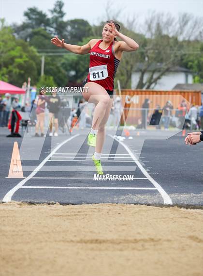 Thumbnail 2 in Bryan Bradley Viking Track Classic (Long Jump) photogallery.