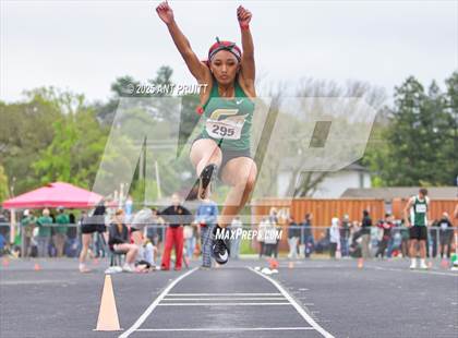 Thumbnail 3 in Bryan Bradley Viking Track Classic (Long Jump) photogallery.