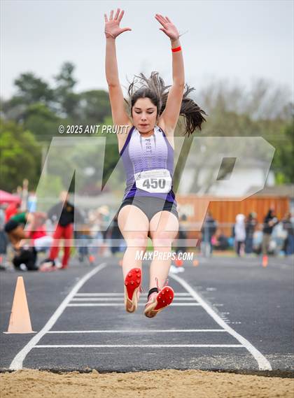 Thumbnail 1 in Bryan Bradley Viking Track Classic (Long Jump) photogallery.