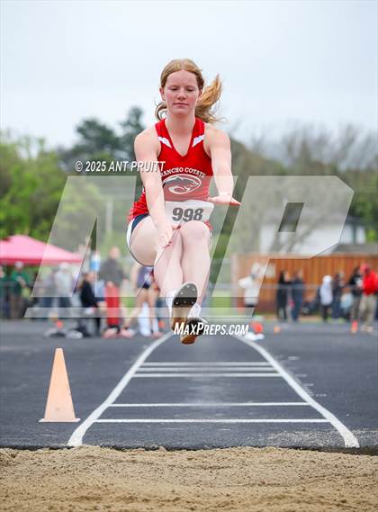 Thumbnail 3 in Bryan Bradley Viking Track Classic (Long Jump) photogallery.