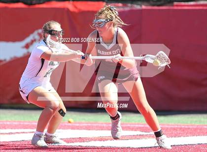 Thumbnail 3 in Garden City vs Westhampton Beach (Long Island Class B Final) photogallery.