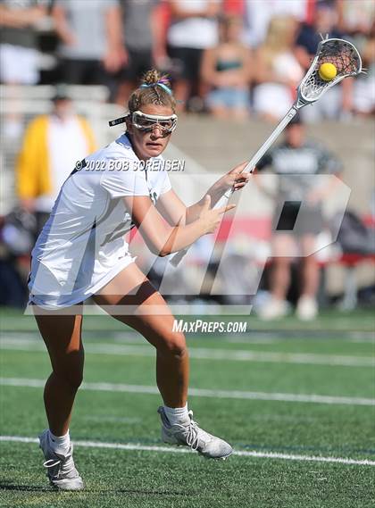 Thumbnail 1 in Garden City vs Westhampton Beach (Long Island Class B Final) photogallery.